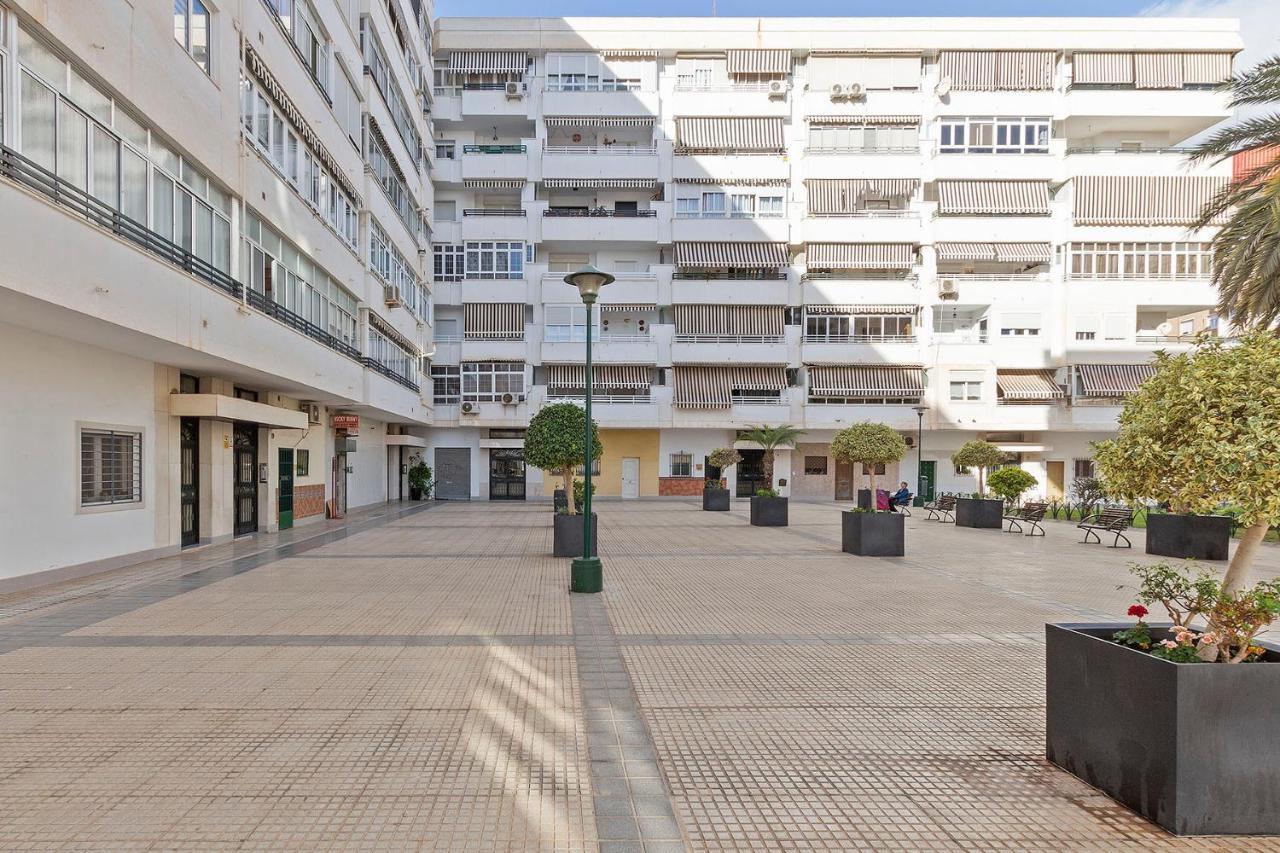 Precioso A 5 Minutos Andando De La Playa * Màlaga